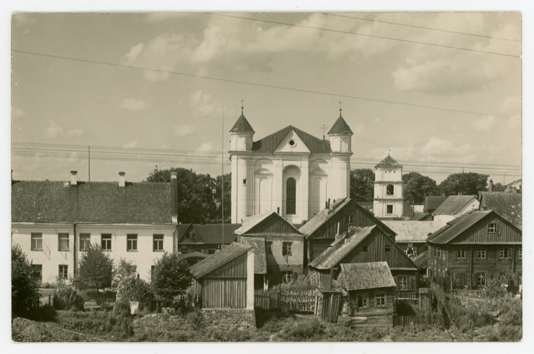 Kėdainių evangelikų reformatų bažnyčia nuo Kauno gatvės pusės, apie 1930 m.